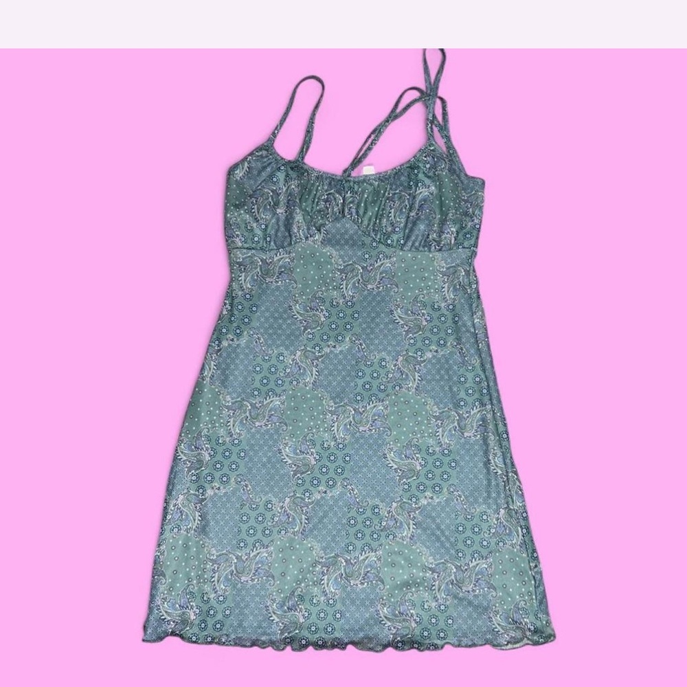 Elegant Green Paisley Dress